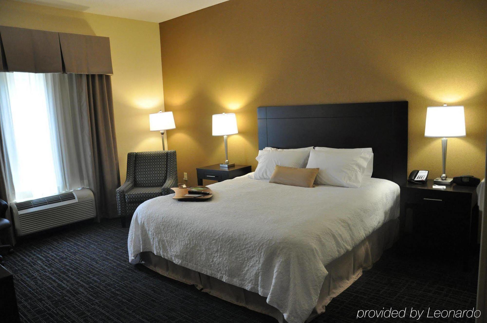 Hampton Inn Winfield Tucker Habitación foto