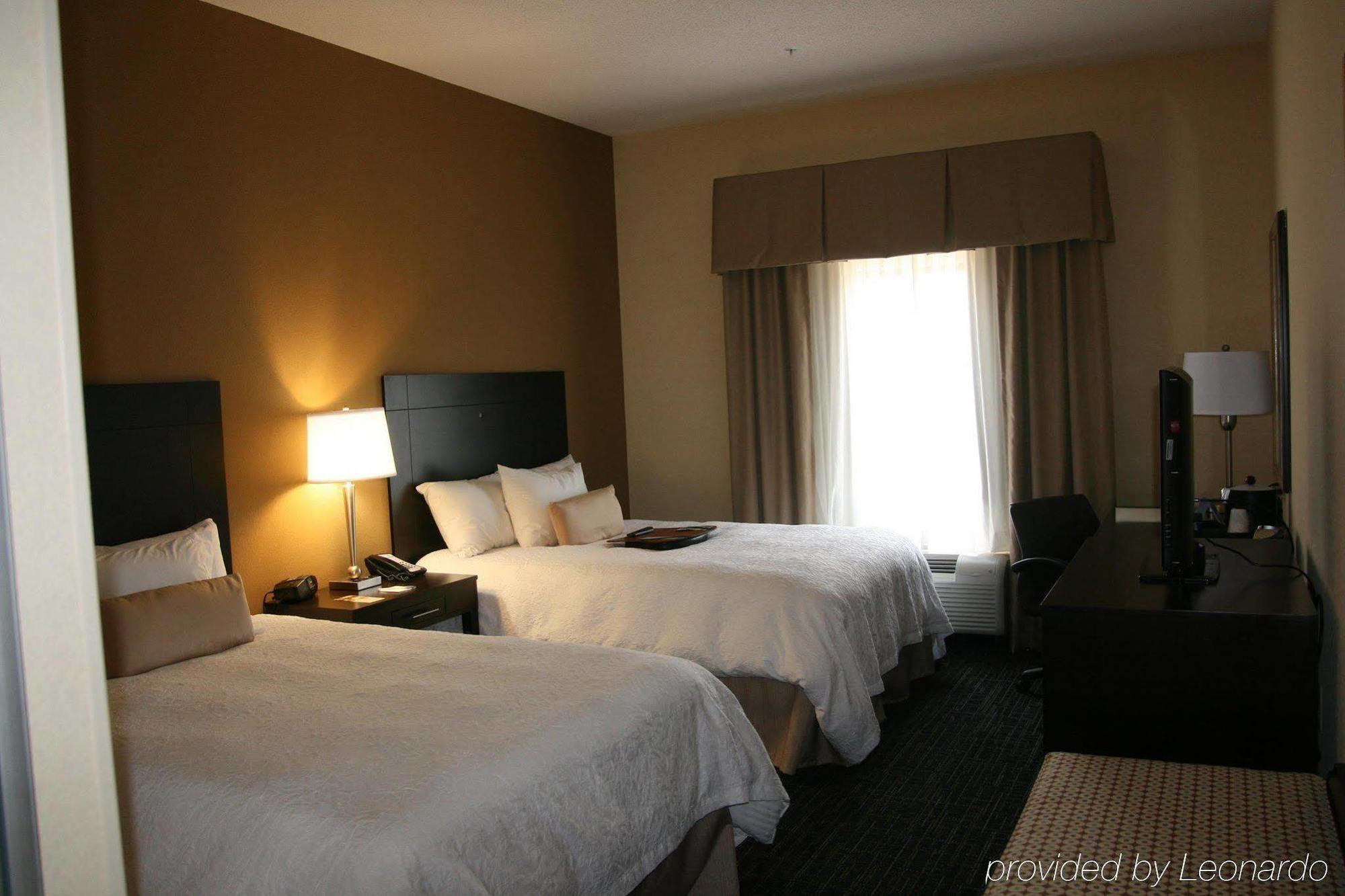 Hampton Inn Winfield Tucker Habitación foto