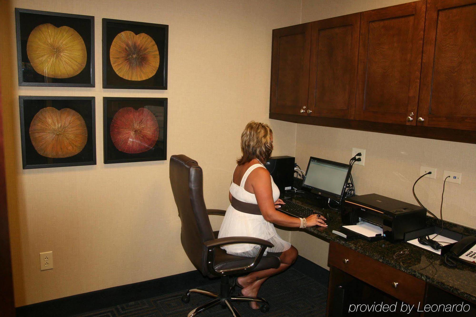 Hampton Inn Winfield Tucker Facilidades foto